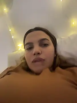 Snapshot of vivicolibri chatting on 12/03/25, 10:08 vivicolibri online show from 12/03/25, 10:08