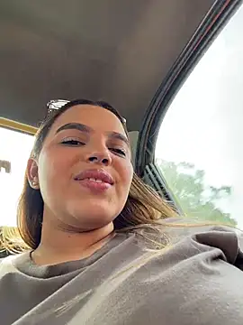 Snapshot of vivicolibri chatting on 12/16/25, 07:30 vivicolibri online show from 12/16/25, 07:30