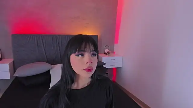 Snapshot of maddy_walker chatting on 10/16/25, 08:54 maddy walker online show from 10/16/25, 08:54