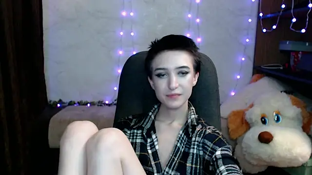 MilanaThorn online show from 12/28/24, 04:51