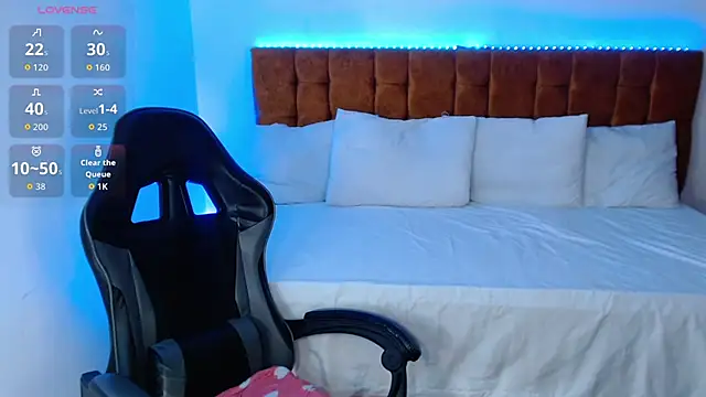 Snapshot of alexiaaross chatting on 11/20/25, 07:46 alexiaaross online show from 11/20/25, 07:46