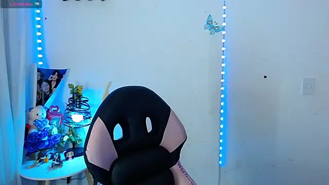 alexiaaross online show from 07/26/26, 06:10