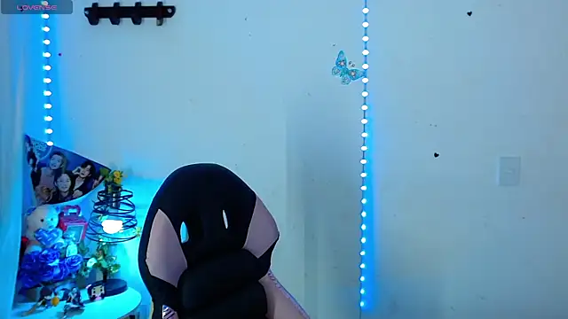 alexiaaross online show from 07/26/26, 11:11