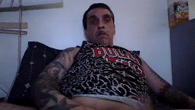 CandiedPompano online show from 06/15/26, 05:42
