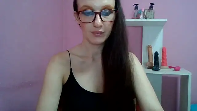 LolaBoobs online show from 06/17/26, 11:01