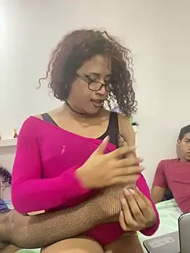 zahrivk1 online show from 12/11/24, 09:34