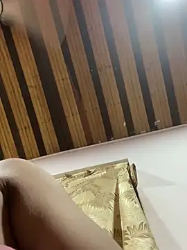 zahrivk1 online show from 01/05/25, 10:21