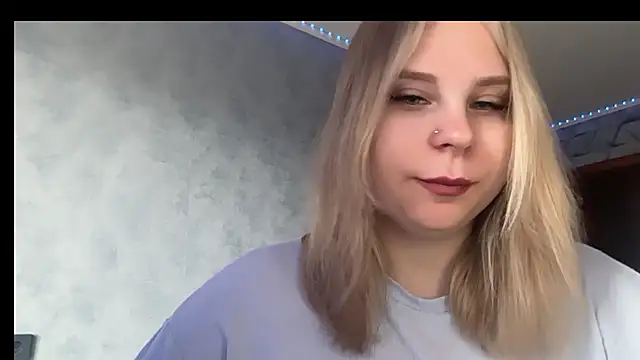 Snapshot of Thalia__Star chatting on 04/10/26, 09:03 Thalia Star online show from 04/10/26, 09:03
