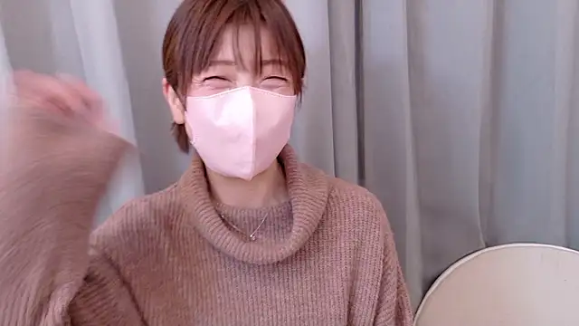 Snapshot of Risa_06 chatting on 11/26/25, 11:00 Risa 06 online show from 11/26/25, 11:00