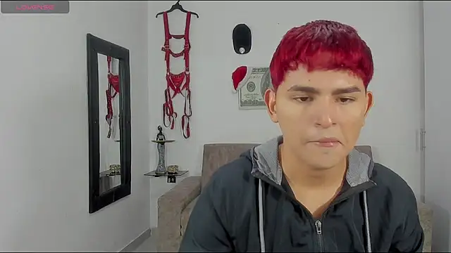 Snapshot of Lyam_ap chatting on 12/22/24, 08:58 Lyam ap online show from 12/22/24, 08:58