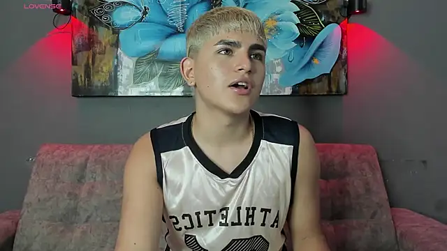 Snapshot of Lyam_ap chatting on 10/02/25, 07:10 Lyam ap online show from 10/02/25, 07:10