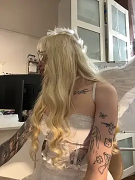 babydolll online show from 10/31/25, 04:19