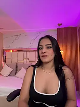 mallie quinn online show from 01/15/25, 04:54