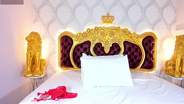 KendralHolson online show from 10/02/25, 04:30