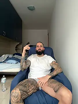 Gioeltoro89 online show from 04/12/26, 02:44
