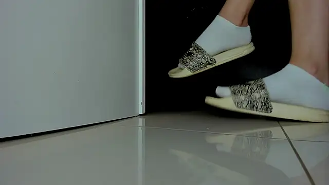 sherilkwang19tv online show from 10/07/25, 12:08