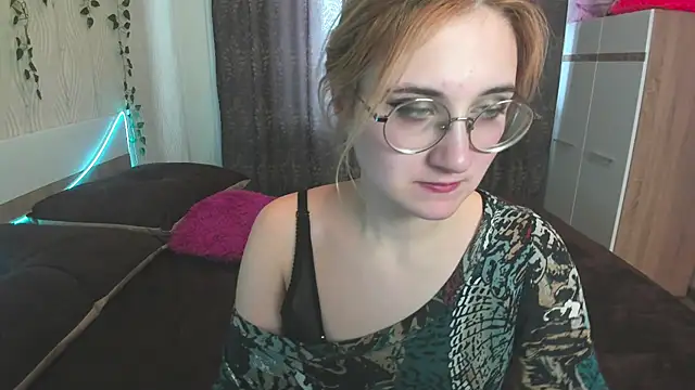 Miss Elsa  online show from 01/15/25, 07:15