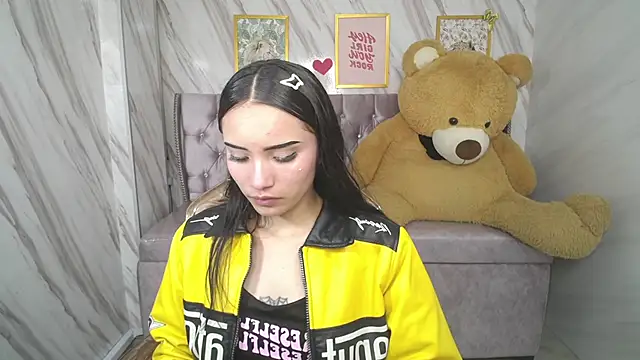  Esther Toro b online show from 09/15/25, 12:49
