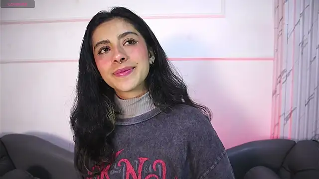Alyssa jones online show from 06/16/26, 04:26