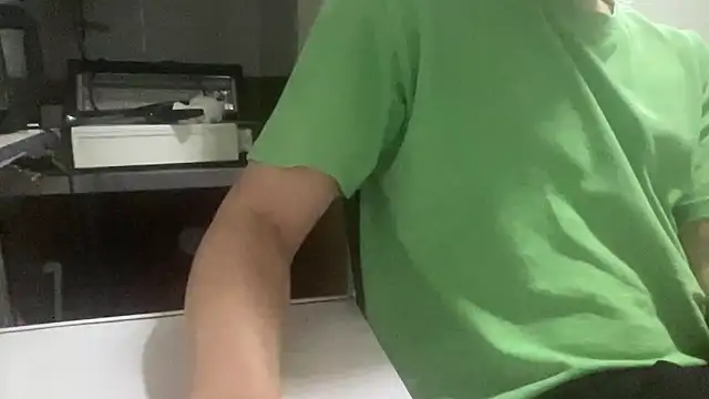 alarasissy online show from 10/30/25, 05:57