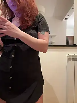 Snapshot of Nala_95 chatting on 02/08/25, 06:12 Nala 95 online show from 02/08/25, 06:12