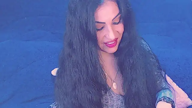 Snapshot of Ary_z chatting on 11/27/25, 01:18 Ary z online show from 11/27/25, 01:18