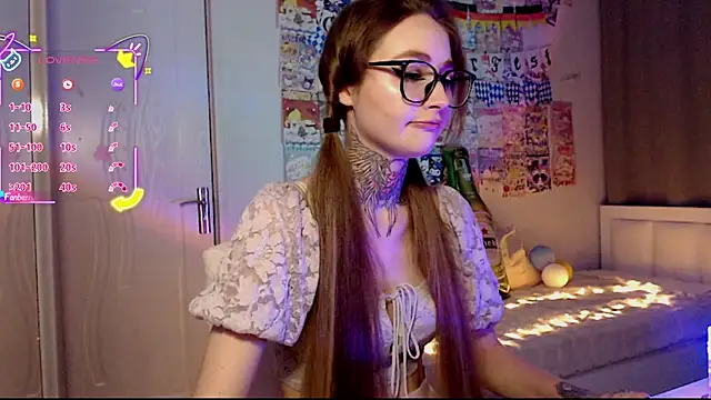 Snapshot of Milky_way_UwU chatting on 10/01/25, 04:46 Milky way UwU online show from 10/01/25, 04:46