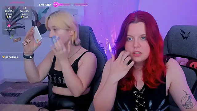 Snapshot of NielletaBlossom chatting on 10/31/25, 05:30 NielletaBlossom online show from 10/31/25, 05:30