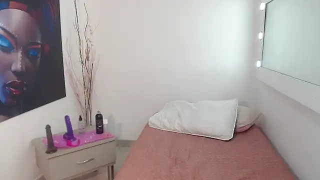tomie leiri online show from 03/07/25, 11:05