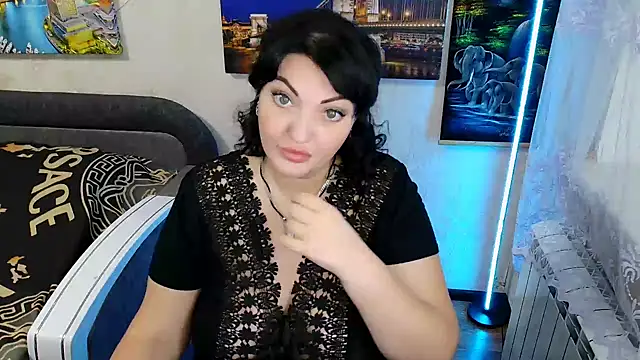 Lady Boom Wild  online show from 09/28/25, 04:01