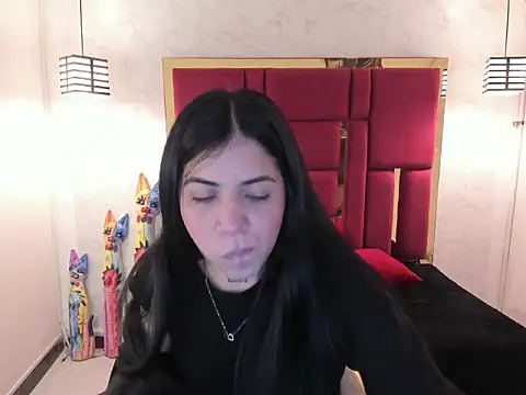 Violet m online show from 09/19/25, 11:44