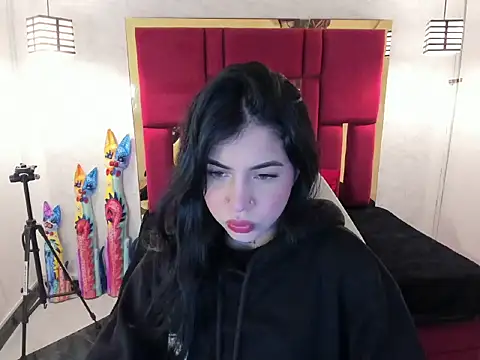 Violet m online show from 10/01/25, 12:33