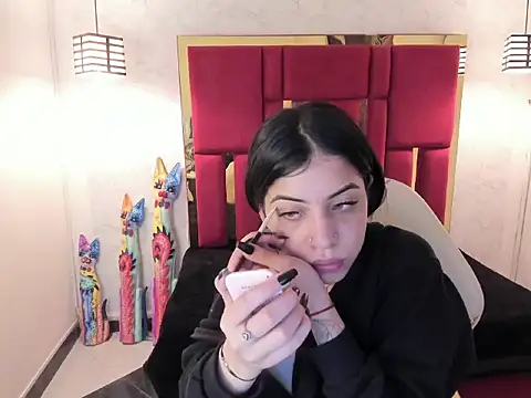 Violet m online show from 10/02/25, 12:12