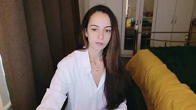 karlaolivia online show from 12/03/24, 11:01