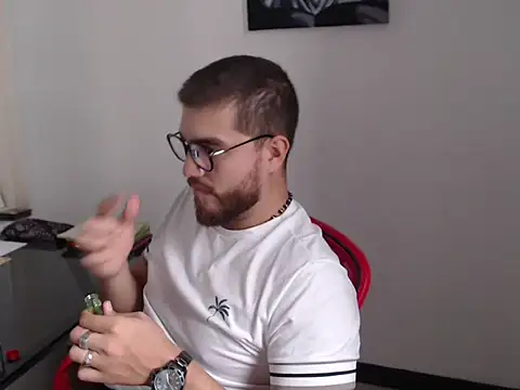 Dylanwish online show from 10/06/25, 09:23