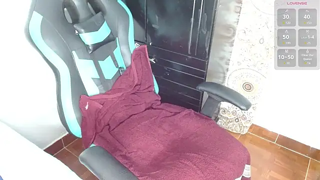 hots boygg online show from 09/26/25, 04:00