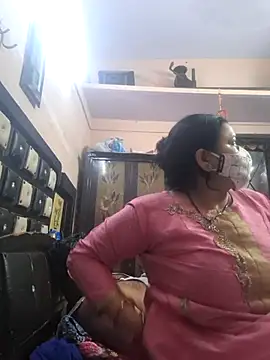 Snapshot of bobbyronak chatting on 11/01/25, 07:16 bobbyronak online show from 11/01/25, 07:16