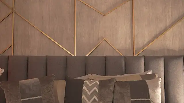 miia blake online show from 11/10/25, 09:36