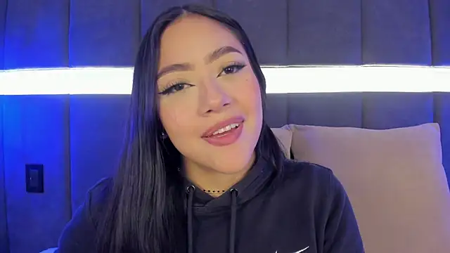 nicolle pierce online show from 01/23/25, 01:02