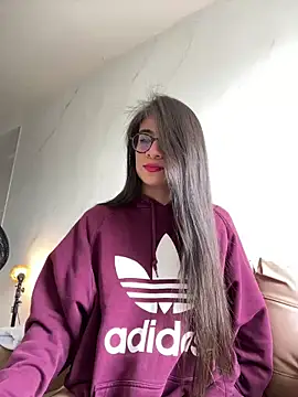 MariaIsabella8 online show from 03/06/25, 02:08