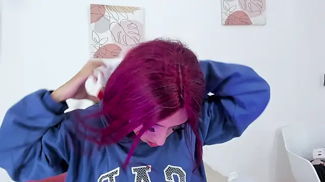 Snapshot of samantha__fairy chatting on 12/24/24, 05:44 samantha fairy online show from 12/24/24, 05:44