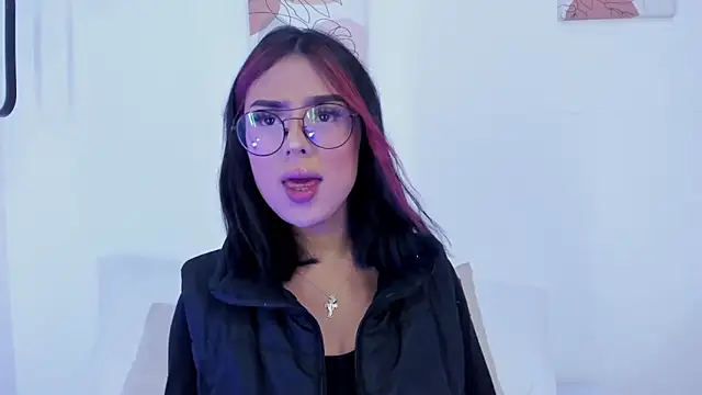 Snapshot of samantha__fairy chatting on 01/14/25, 01:28 samantha fairy online show from 01/14/25, 01:28