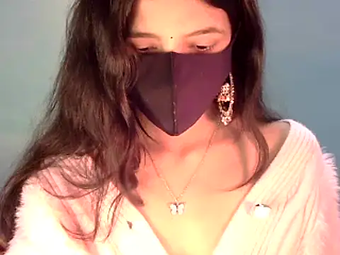 Cute Alaina online show from 01/12/25, 08:46