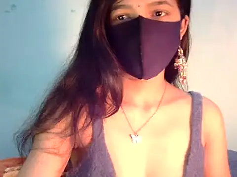 Cute Alaina online show from 01/17/25, 12:10