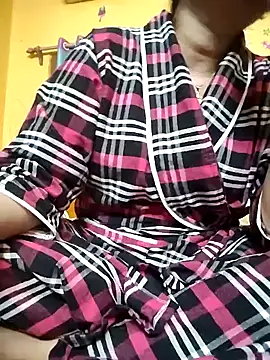 Royalgirl667 online show from 12/23/24, 03:44