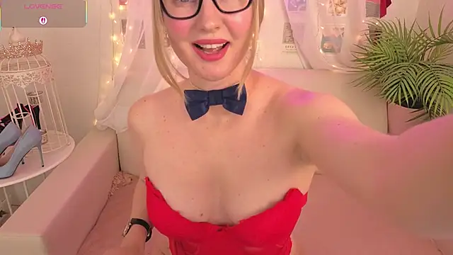 Snapshot of Angel_Nikole chatting on 09/24/25, 01:53 Angel Nikole online show from 09/24/25, 01:53