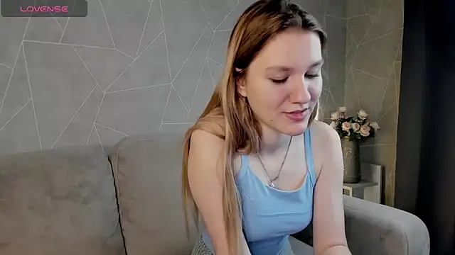 Mariel Brown online show from 12/25/24, 02:45