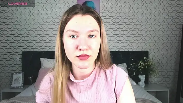 Mariel Brown online show from 01/06/25, 02:58