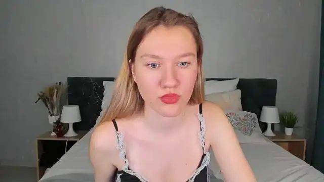 Mariel Brown online show from 01/15/25, 11:21