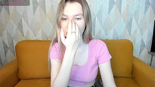 Mariel Brown online show from 01/23/25, 08:25